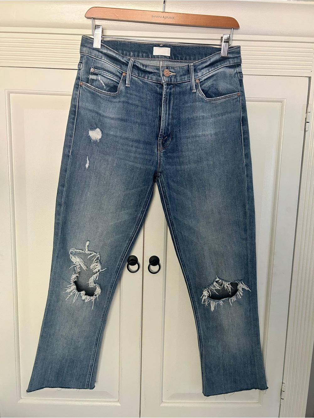 MOTHER Distressed Light Blue Cropped Ankle Jeans Runway Weekender Helter Skelter